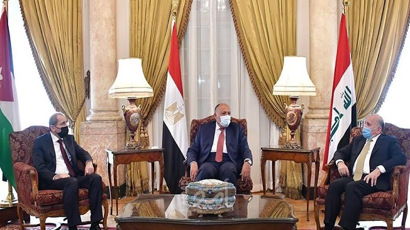 الصفدى يعلن: توافقنا على 80% من الأمور الخاصة بأنبوب النفط من العراق لــ مصر