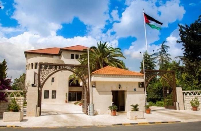 استقالة وزراء الحكومة الأردنية تمهيداً لإجراء تعديل وزاري