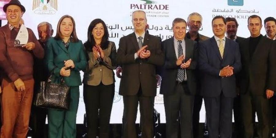 "كنعان " تحصل على جائزة المصدر الزراعي الأول بفلسطين