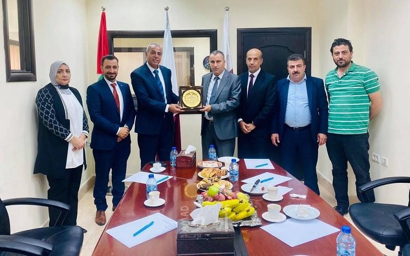 أبو الرب يثمن دور  جمعية قطر الخيرية بالوقوف إلى جانب الشعب الفلسطيني
