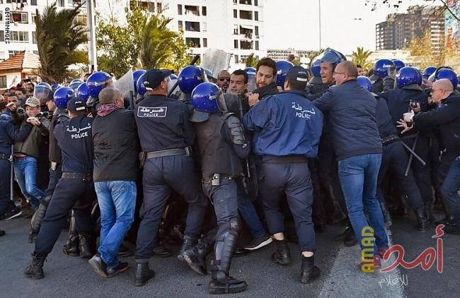 في أول تعليق على الاحتجاجات...أمريكا: "ندعم الشعب الجزائري وحقه في التظاهر السلمي"