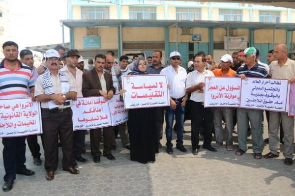 الهندي يهدد بالعصيان ضد وكالة الانروا بعد اغلاق مقراتها في قطاع غزة والضفة