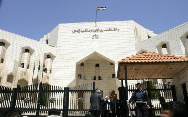الائتلاف الأهلي للرقابة على العملية التشريعية يطالب الرئيس عباس بعدم إصدار قرار بقانون محكمة الجنايات الكبرى
