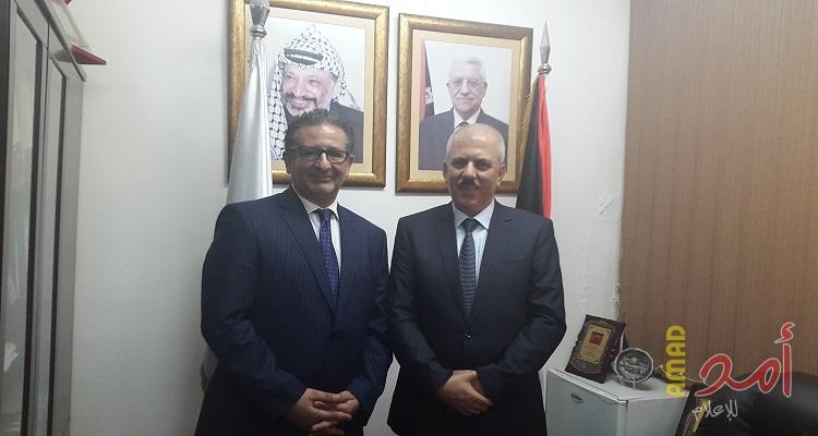 د. عيسى يستقبل سفير دولة فلسطين لدى الفاتيكان