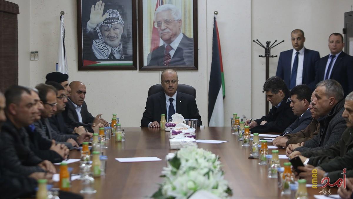 الحمد الله: البنادق الموجهة إلى صدور أبناء المؤسسة الأمنية لا تخدم إلا الاحتلال