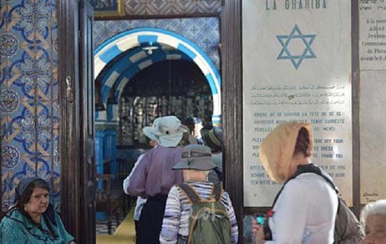 انطلاق زيارة معبد 'الغريبة' اليهودي في تونس وسط إجراءات خاصة