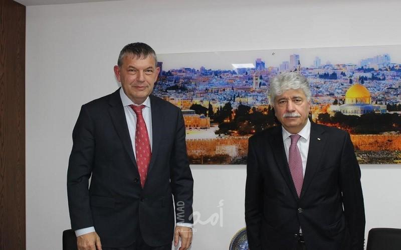 مجدلاني يبحث مع المفوض العام للأونروا العجز المالي وتأثيره على استدامة عملها