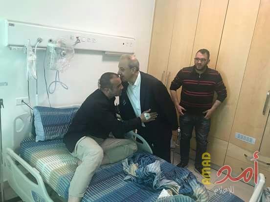 بالصور.. اللواء "فرج" يتفقد المصابين بحادث تفجير موكب "الحمدلله"..ويقدم لهم مكرمة مالية رئاسية!