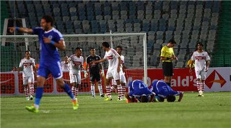 الزمالك خارج المنافسة على اللقب بعد الهزيمة بهدفين من سموحة