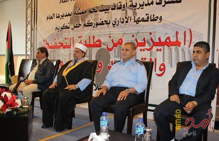 ادعيس: بناء المساجد ورفع صوت الاذان يعتبر شوكة في حلق الاحتلال
