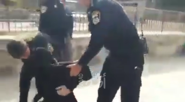 سلطات الاحتلال تفرض الحبس المنزلي على 6 شبان من القدس