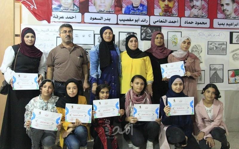 معرض فني لـ"الديمقراطية" في مخيم النصيرات يؤكد على الهوية والرواية الفلسطينية