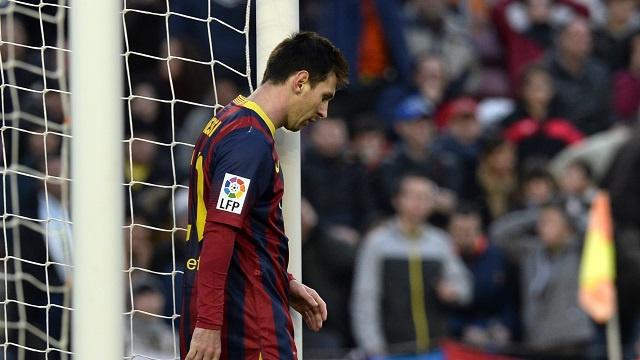 برشلونة مهدد بالتراجع للمركز الثالث بعد هزيمته امام بلنسية