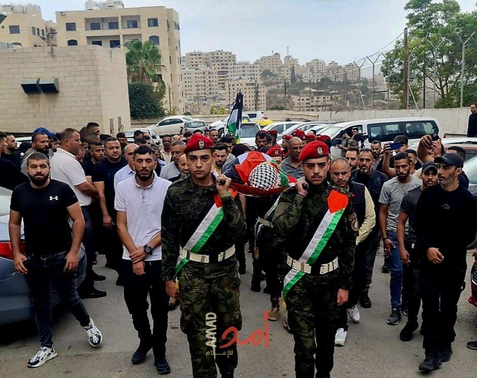 جماهير غفيرة تشيع جثمان الشهيد "أبو هنية" في قلقيلية