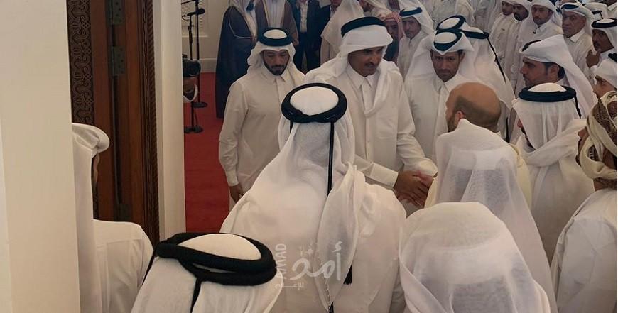 أمير قطر يحضر صلاة الجنازة على روح مؤسس الجماعة الإخوانية في الجزائر عباسي مدني