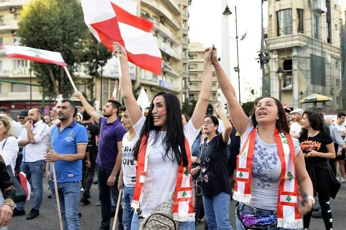 انتفاضة طلابية تعم لبنان
