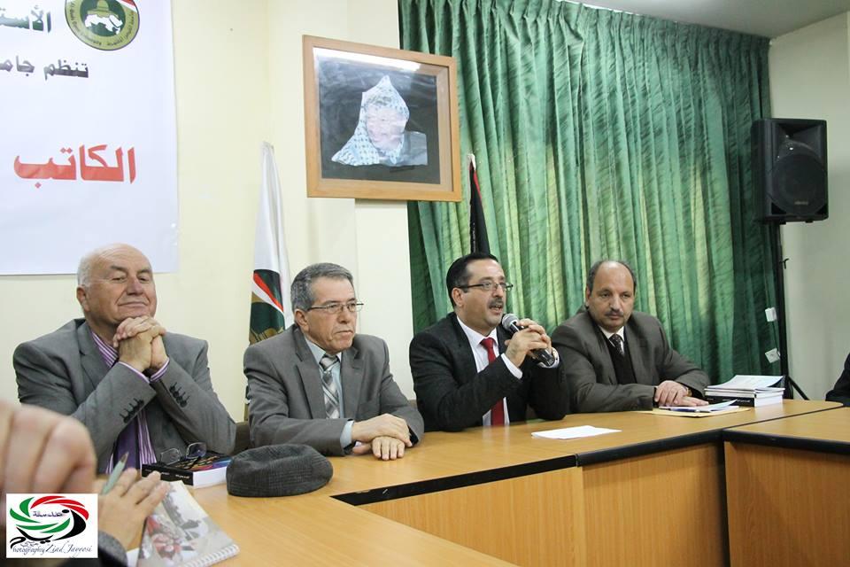 الكاتب في مواجهة الناقد