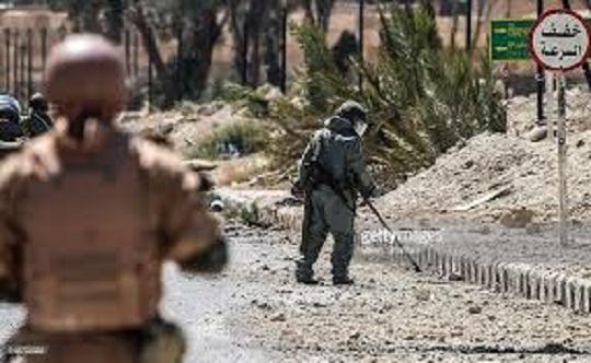 الخبراء الروس يطهرون دير الزور