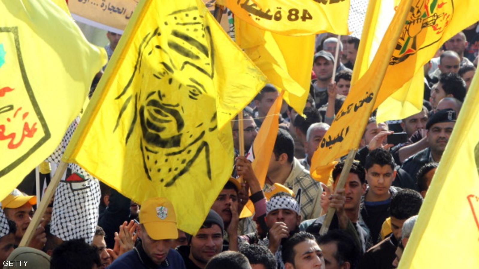 قيادات فتحاوية تطالب حكومة الحمدالله برام الله وحماس بغزة تنظيم وقفات احتجاجية ضد المؤتمر السابع وحماس ترفض والحكومة تسوف