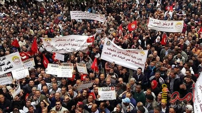 تونس تشهد أوسع إضراب وطني عام منذ سنوات