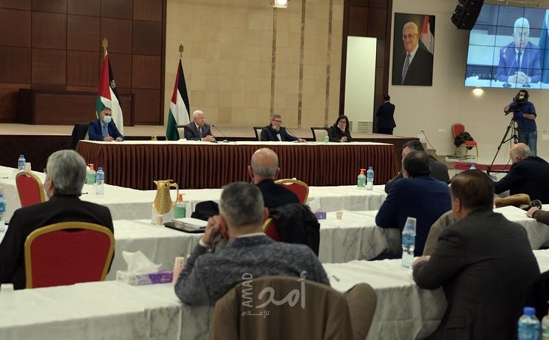 مصدر لـ "أمد": الرئيس عباس يهدد من سيترشح خارج قائمة فتح