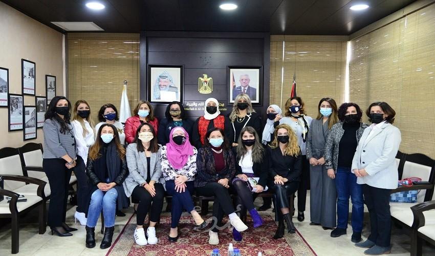 غنام تبحث مع منتدى سيدات الأعمال تطوير واقع النساء ومساندة المتضررات من "كورونا"