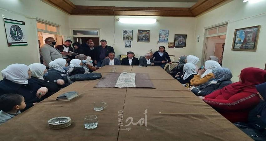 عبد الهادي يكرم عدد من الأمهات من المخيمات الفلسطينية بدمشق