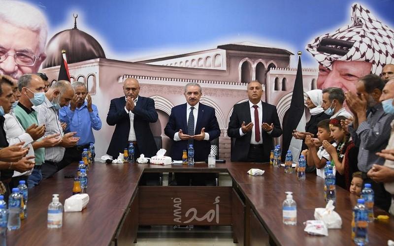 اشتية يتفقد مشافي جنين ويفتتح مستشفى ابن سينا التخصصي