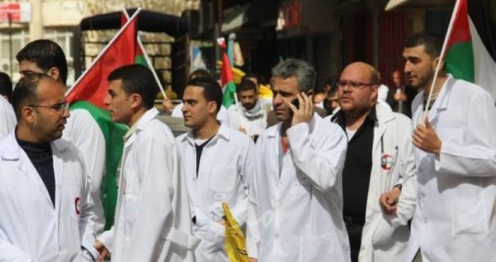 في تحد غير مسبوق.. نقابة الأطباء تهدد نيابة سلطة رام الله على خلفية اعتقال طبيب