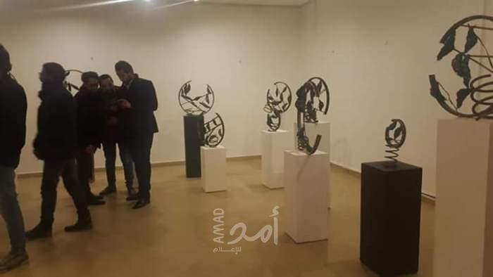 افتتاح معرض فني جديد للفنان الفلسطيني أيمن الحصري- صور