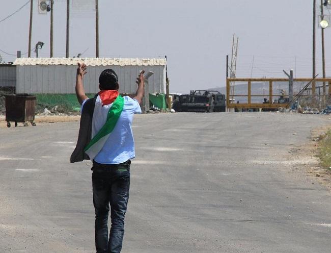 المحامون يعلقون العمل بمحكمة "عوفر" العسكرية