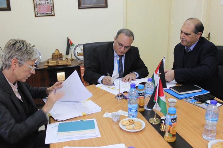 الشؤون الاجتماعية توقع اتفاقية مع برنامج الأغذية العالمي