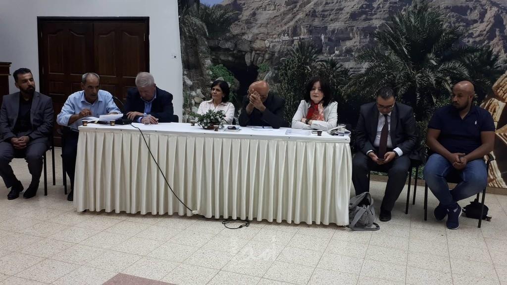 محافظة أريحا والأغوار تنظم أمسية شعرية