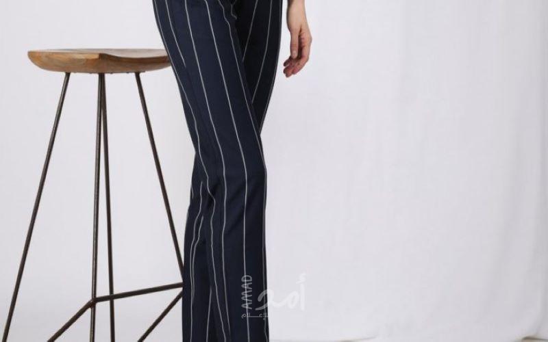 أي سراويل منقوشة مناسبة للمرأة بعد سن الخمسين؟