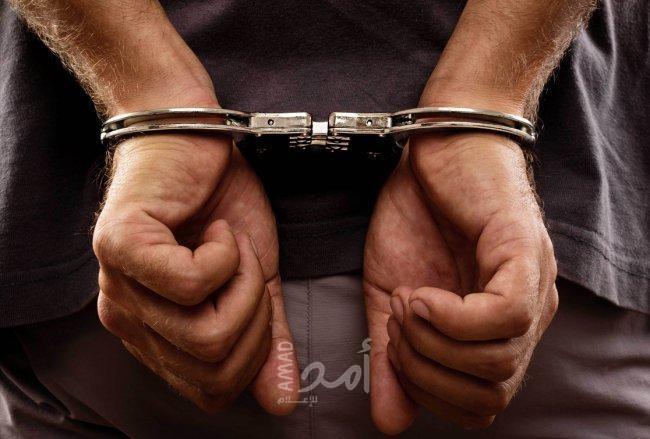 الشرطة تقبض على تاجر مخدرات في رام الله