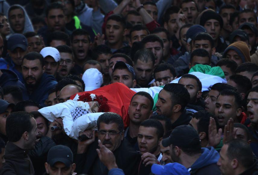 الخليل تودع الشهيد أحمد يونس كوازبة
