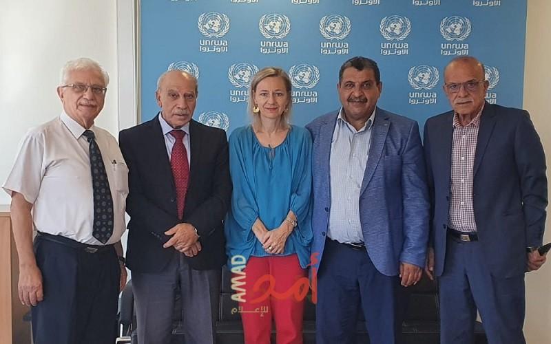 "الديمقراطية" تطلع مديرة الأونروا في لبنان على أوضاع مخيم عين الحلوة