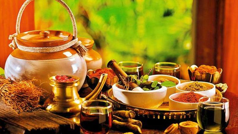 5 معلومات مغلوطة عن علاج الأيورفيدا
