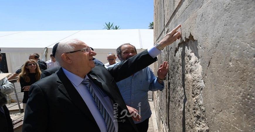الرئيس الإسرائيلي يقتحم الحرم الإبراهيمي في الخليل