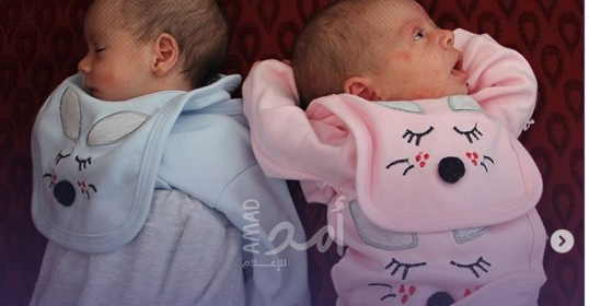 عائلة سورية تطلق على توأمها أسماء "آيا" و"صوفيا".. صور