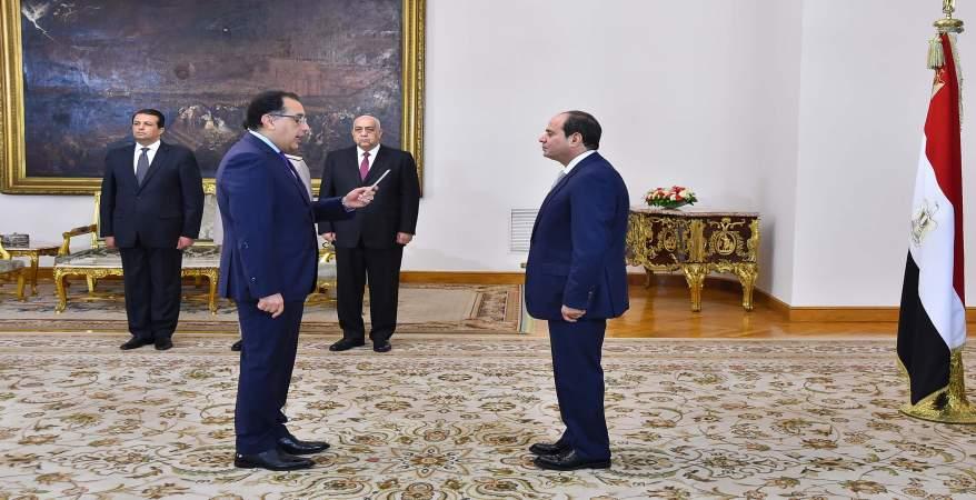 بالفيديو.."عماد الدين حسين" يصف تغييرات الحكومة المصرية بـ "العميقة"