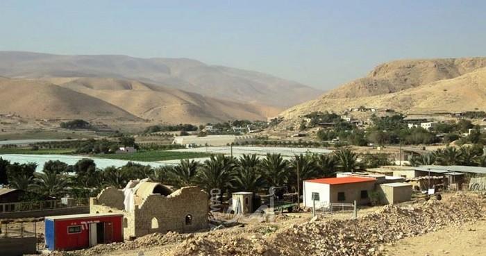 أريحا: جيش الاحتلال يغلق فتحات مياه في الجفتلك