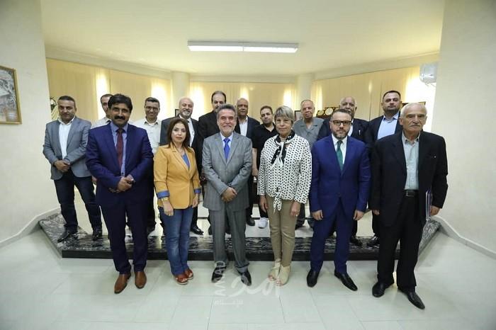 مجلس أمناء جامعة فلسطين ينصب رجل الأعمال عبد الكريم الغفري رئيساً له