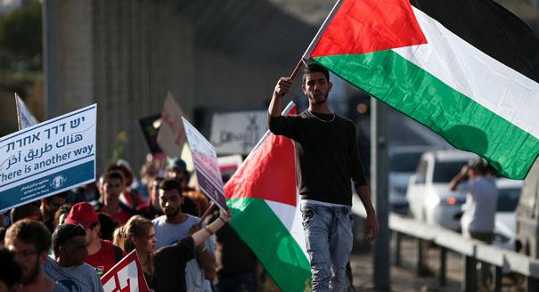 بالأسماء.. نخبة من الساسة والأكاديميين والكتاب يطلقون "مبادرة" لتجديد الكيانية الفلسطينية و"استعادة" طابعها التحرري