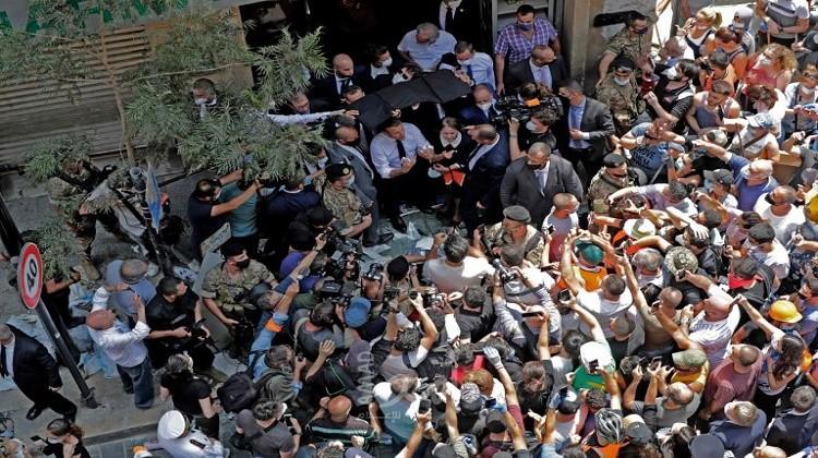 ماكرون: لبنان بحاجة إلى تغيير سياسي ويكشف عن إطلاق مبادرة جديدة- صور