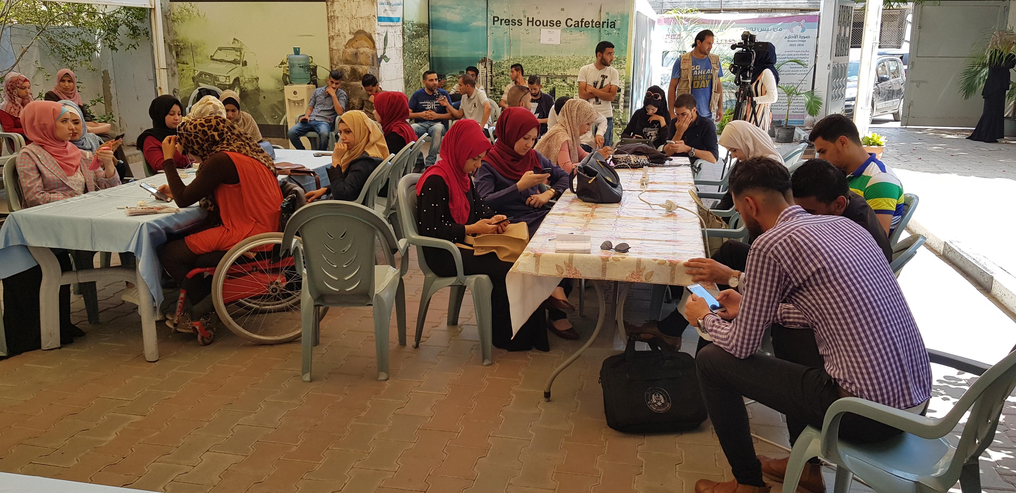 حملة على مواقع التواصل دعماً لذوي الإعاقة في يوم الشباب العالمي