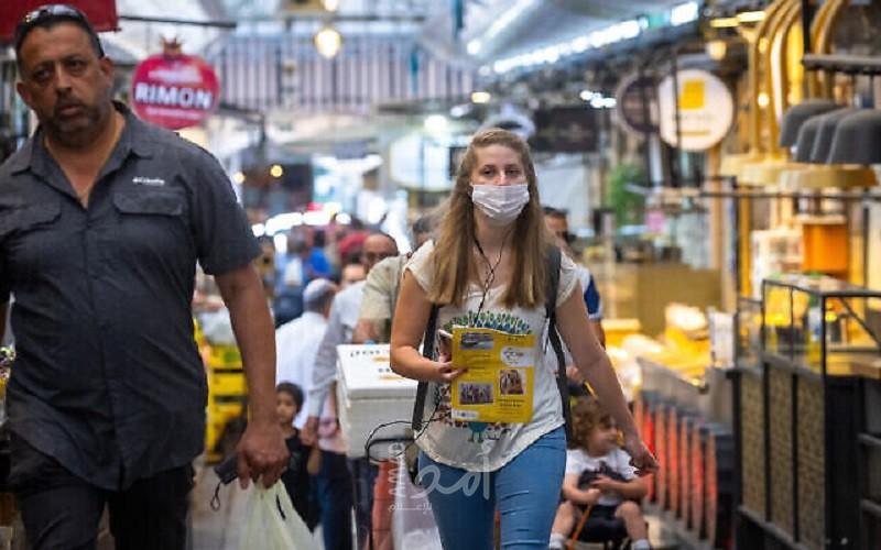 إلزام ارتداء "الكمامة" داخل الأماكن المسقوفة ستعود الأسبوع المقبل في إسرائيل
