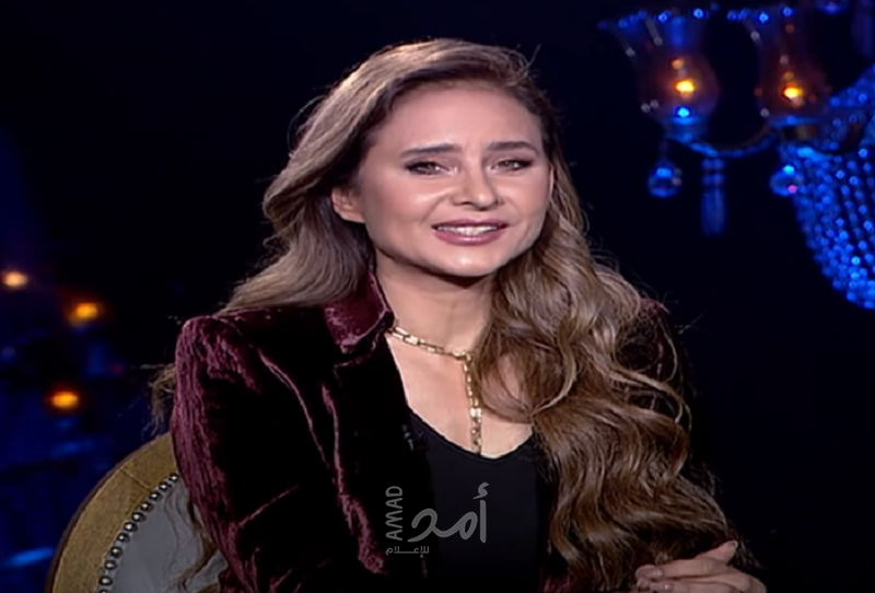 نيللي كريم تعلن السبب الحقيقي لانفصالها- فيديو