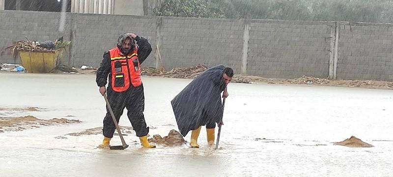 غزة: الدفاع المدني ينفذ (73) مهمة منذ بدء المنخفض الجوي