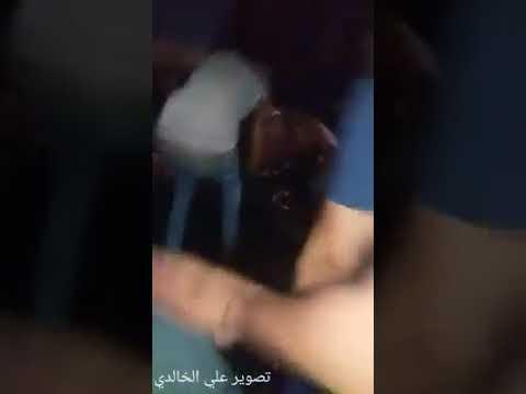 شاب يحرف نفسه في غزة "الله يلعن ابو الحكومة"